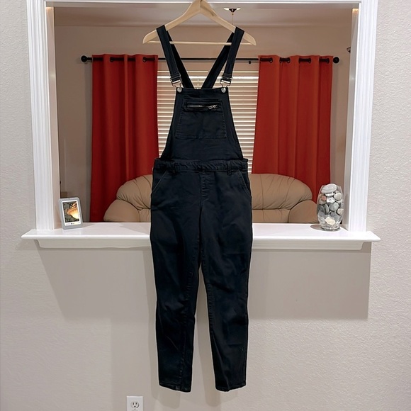 Forever 21 Women’s Y2K Black Denim Bib Overalls Jeans Size 27 - Picture 1 of 8